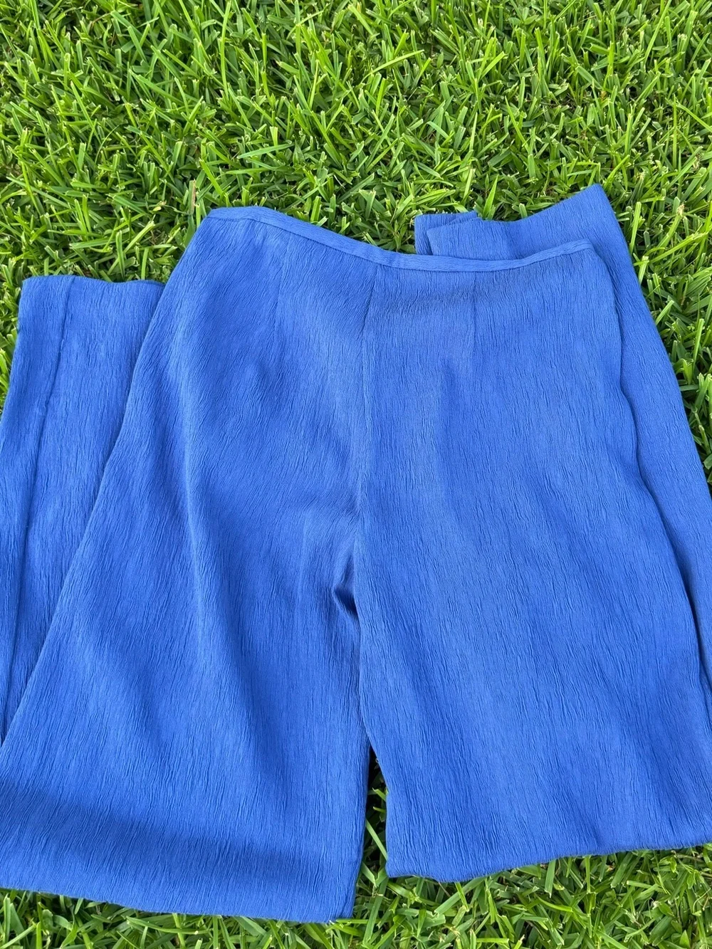 Trina Turk Long Weekend Plissé Pull-On Pants Admiral Blue NWT 6 $268